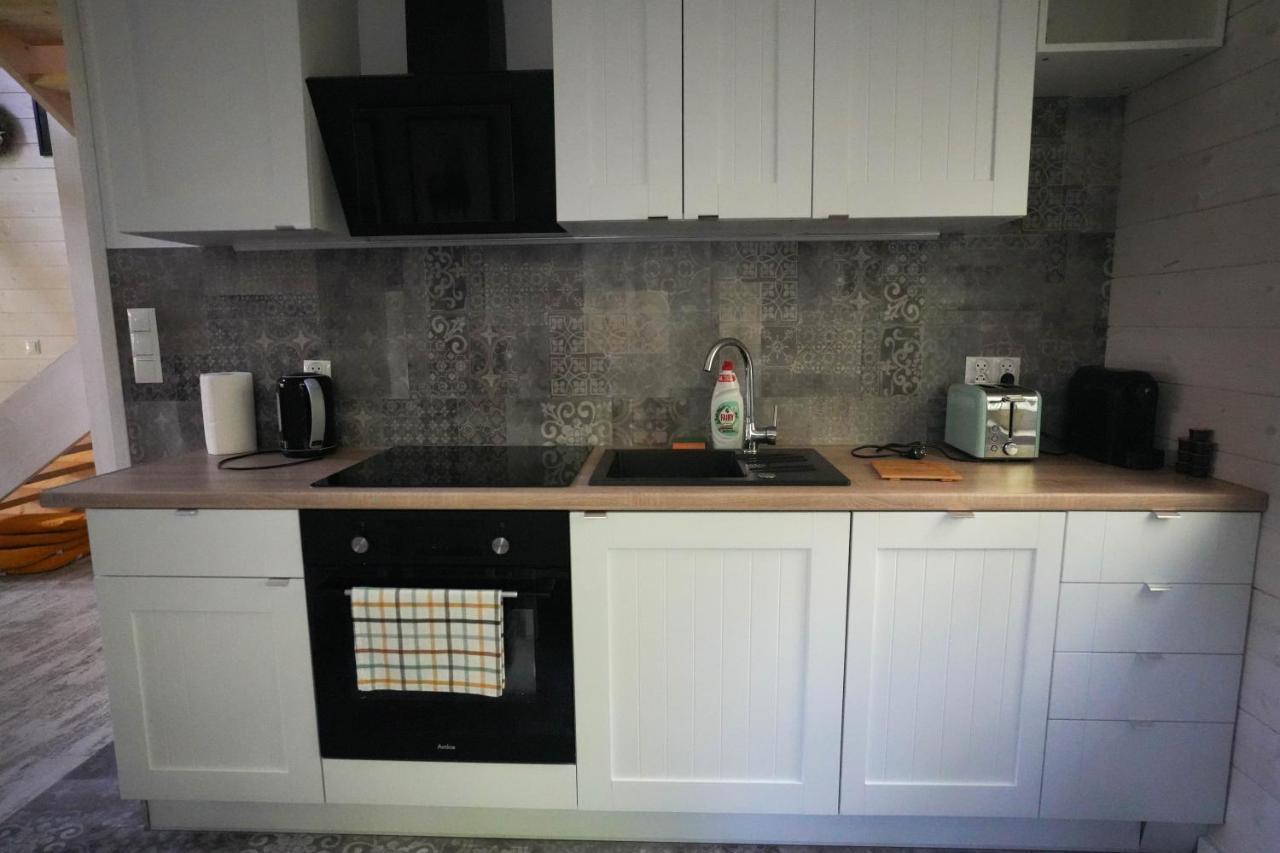Kwiat Paproci Apartment รึน ภายนอก รูปภาพ